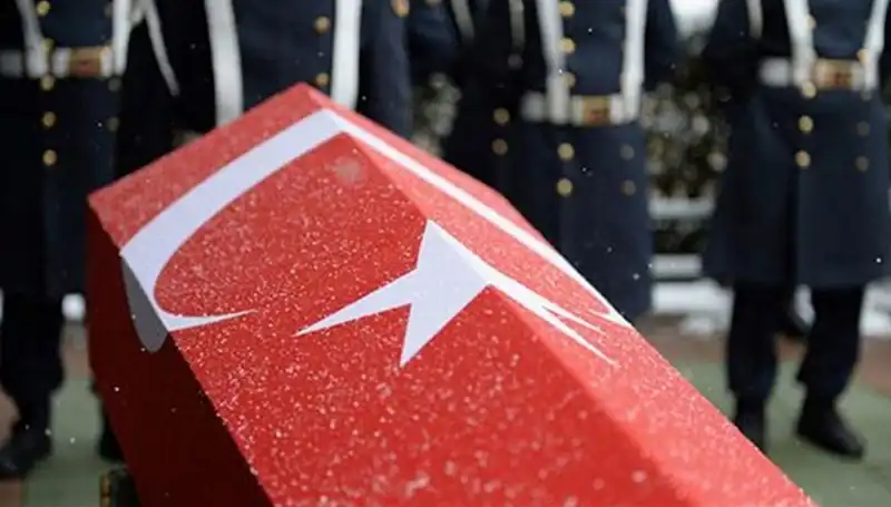 Pençe Kilit Operasyonu’nda Yaralanan Askerimiz Şehit Düştü