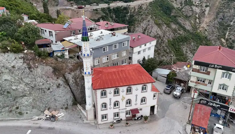 Yurdun Dört Bir Yanından Çelik Minare Siparişleri Yağıyor: Nedenleri ve Sonuçları