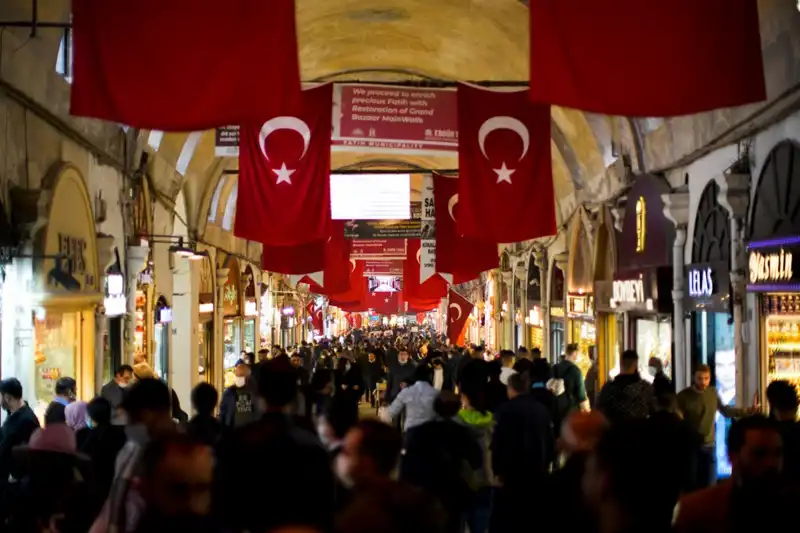 Kapalıçarşı'da 100 Milyon Liralık Vurgun: Korumalardan Restoranlara Her Şey Ortaya Çıkıyor!