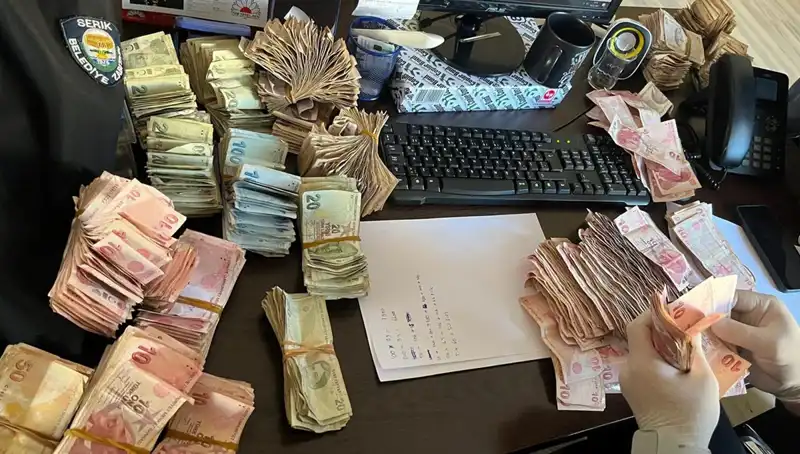 Dilencinin Üstünden Çıkan Yüklü Miktar Şaşkınlık Yarattı