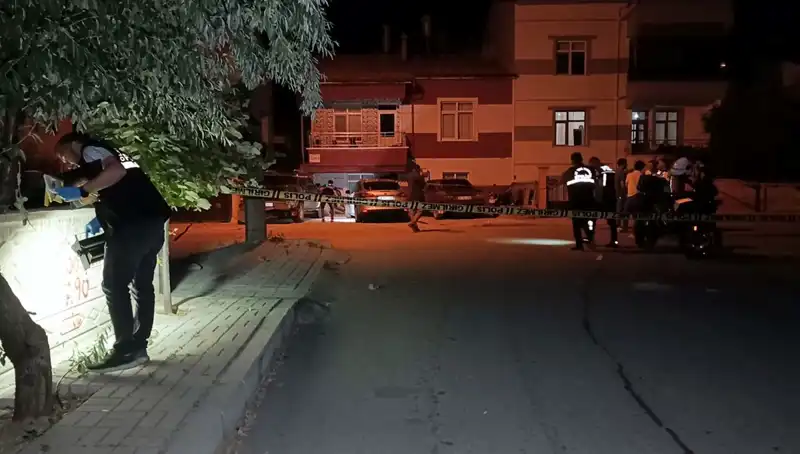 Karaman'da Kanlı Gece: Genç Adam Kız Arkadaşına Dehşet Saçtı