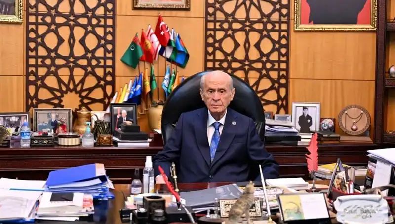 Bahçeli, Galatasaray’ın Şampiyonluğunu Kutladı: Futbolun Birlikteliği