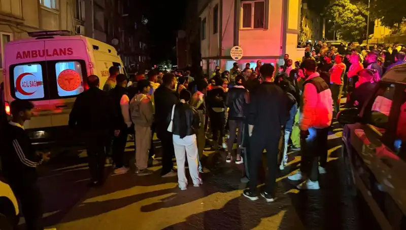 Balıkesir'de Sokak Ortasında Korkunç Kavga: İşler İyice Çığırından Çıktı