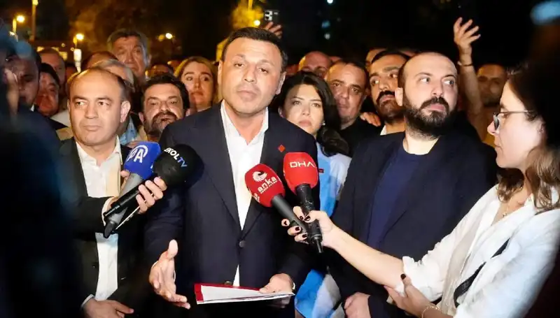 CHP İstanbul İl Başkanı Özgür Çelik'in İfadesi ve Gündem Üzerine Açıklamaları