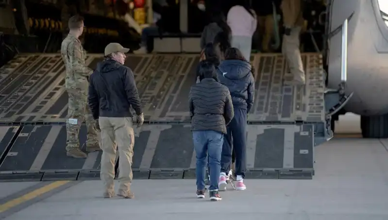 Kosova, ABD'nin Sınır Dışı Ettiği Göçmenler İçin Yardım Elini Uzattı