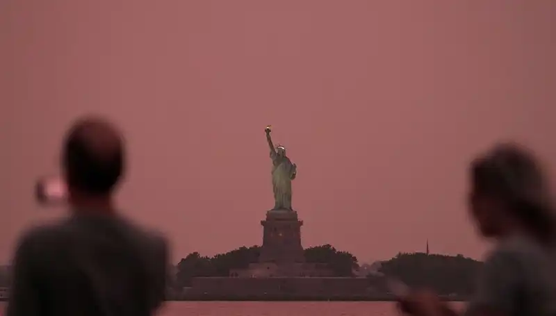 Kanada Yangınları: New York'u Saran Dumanın Gizli Tehditleri