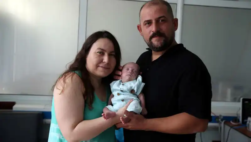 800 Gramla Dünyaya Gelen Bebeğin Hayata Tutunma Mücadelesi
