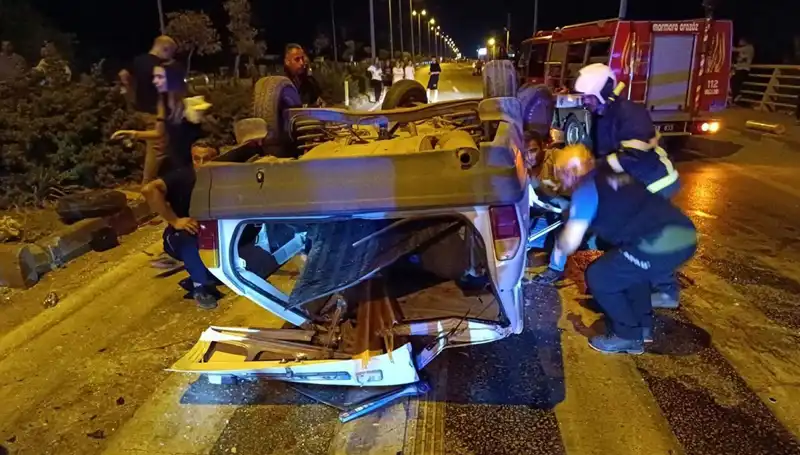 Kavşakta Meydana Gelen Feci Kazada İki Kişinin Durumu Ağır, Yedi Yaralı