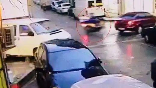 Ters Yönden Gelene Çarpmamak İçin Yaptığı Kaza Şaşırttı