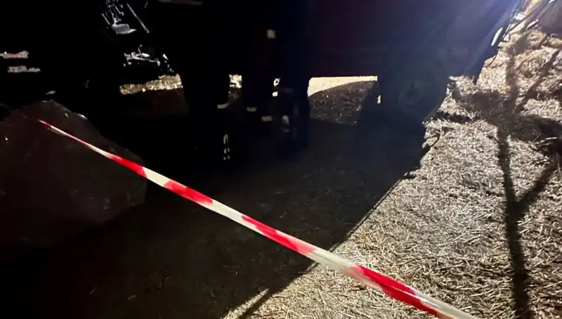 Yem Karma Makinesinde Hayatını Kaybeden İşçi: İzmir’de Çözüm Arayışı