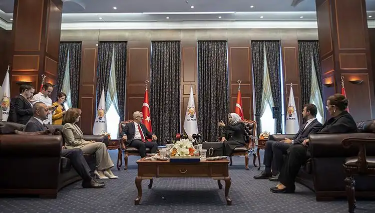AK Parti'nin Bayramlaşma Programı Duyuruldu, CHP Neden Yer Almadı?