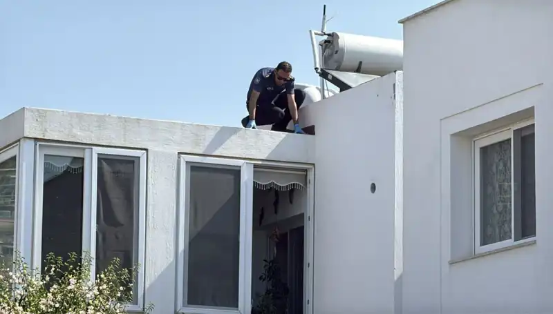 Bodrum'da Çatıdan Düşen Emekli Polis İnfazı Yaşadı, Şok Edici Olay!