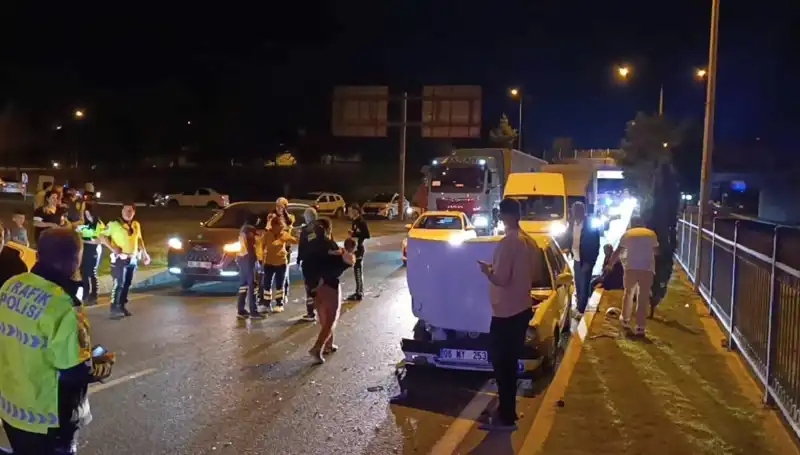 Otoyolda Korkunç Kaza: Dört Yaralı, İkisi Çocuk