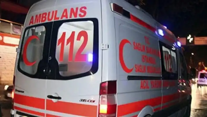 Afyonkarahisar’da Trafik Kazası: Otomobil Devrildi, 1 Ölü, 3 Yaralı