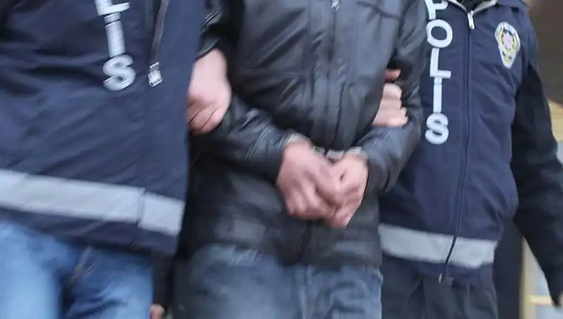 Kütahya'da Uyuşturucu Operasyonunda 5 Şüpheli Tutuklandı: Detaylar Ortaya Çıktı
