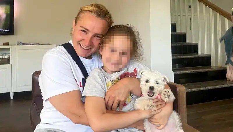 Kızını Baba Görüşüne Geç Götüren Anne, Cezaevine Girdi!