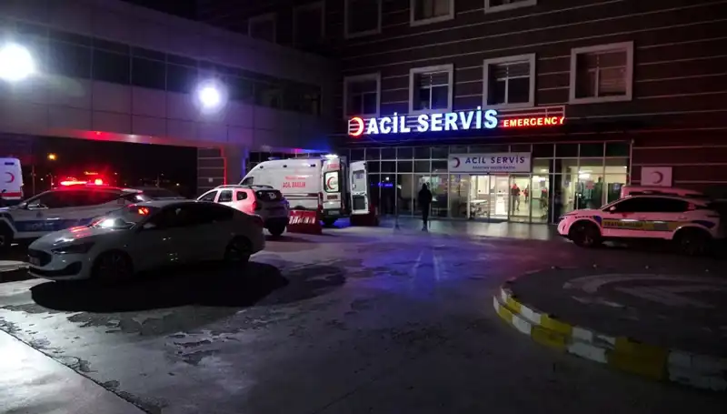 Motosikletli Polis Kazasında Üniversite Öğrencisi Ağır Yaralandı!