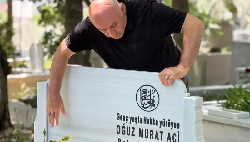 Aci Ailesinin Hüzünlü Babalar Günü: Kaybın Gölgesinde Geçen Anılar