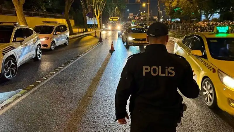 İstanbul’da Huzur Operasyonu: Bin 5 Kişi Gözaltına Alındı