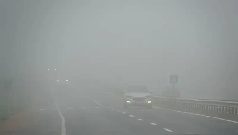 Tekirdağ'da Görüş Mesafesi Sıfıra İndi: Zorlu Hava Koşulları