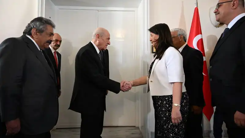 Devlet Bahçeli, DEM Parti Heyeti ile Stratejik Görüşme Gerçekleştirdi